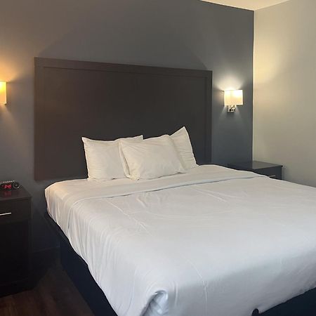 Motel 6 Norfolk, Va East Little Creek Zewnętrze zdjęcie