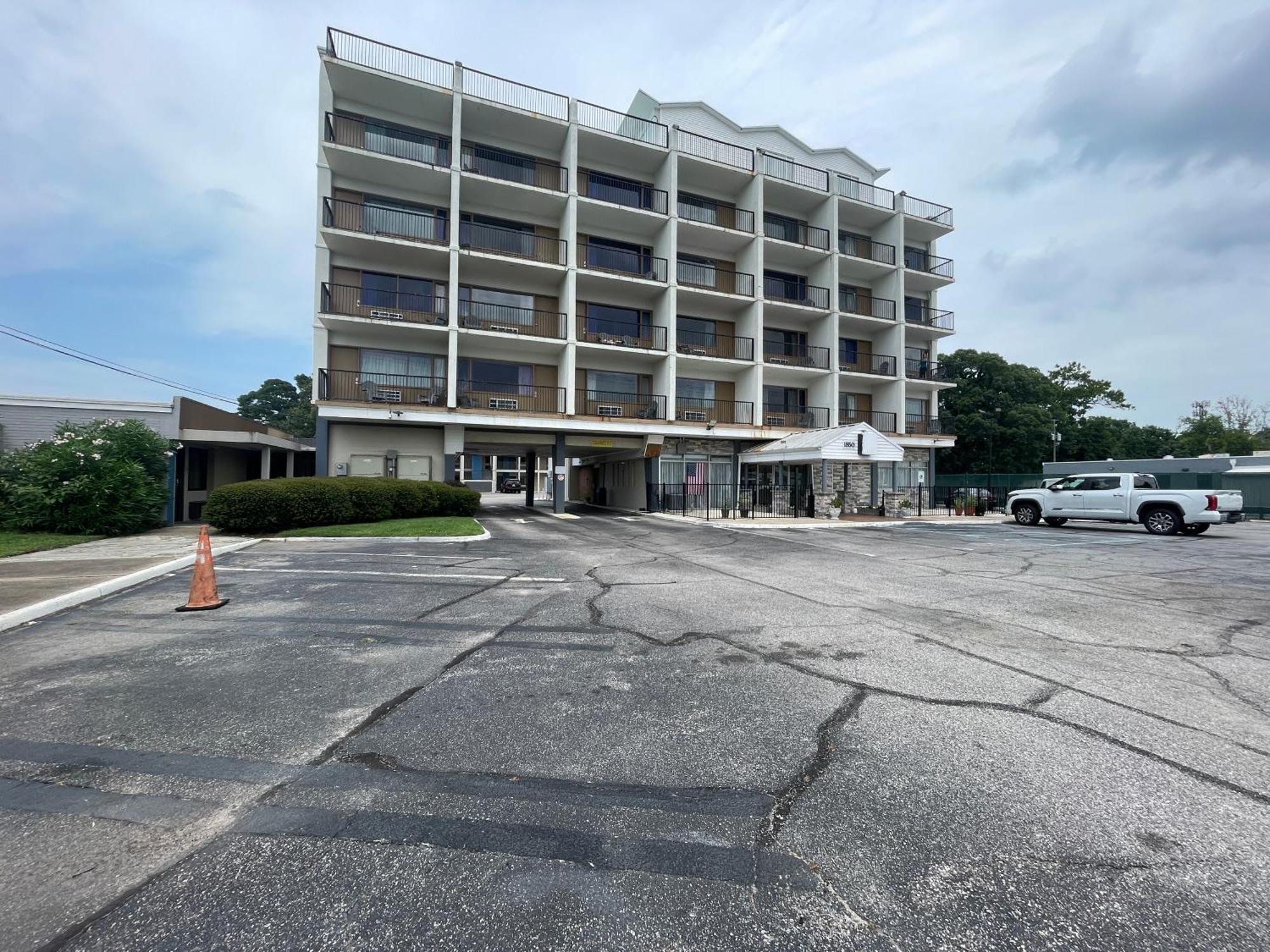 Motel 6 Norfolk, Va East Little Creek Zewnętrze zdjęcie